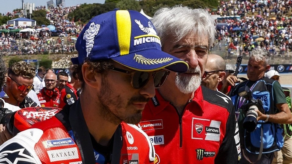 Francesco Bagnaia und Gigi Dall'Igna in Jerez