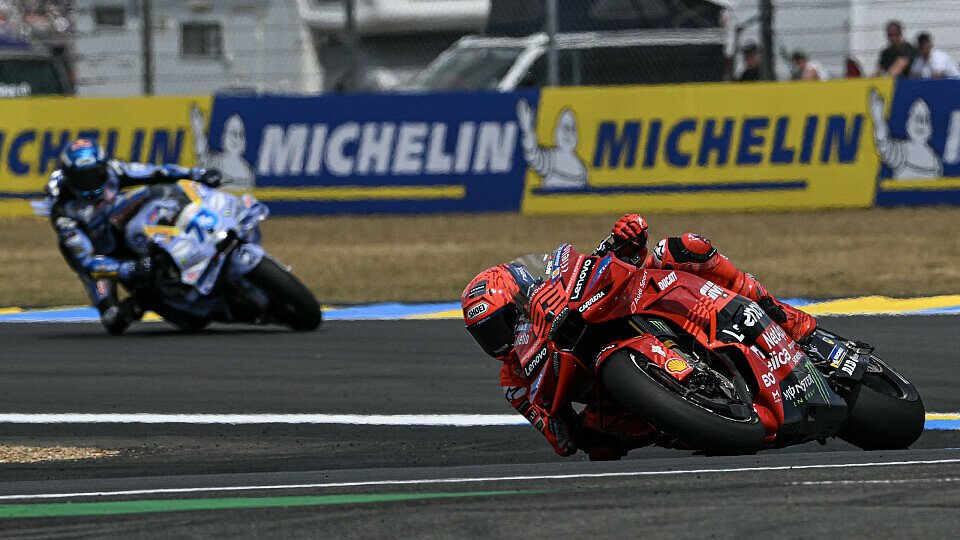 Marc Marquez führt im MotoGP-Sprint von Le Mans vor Alex Marquez
