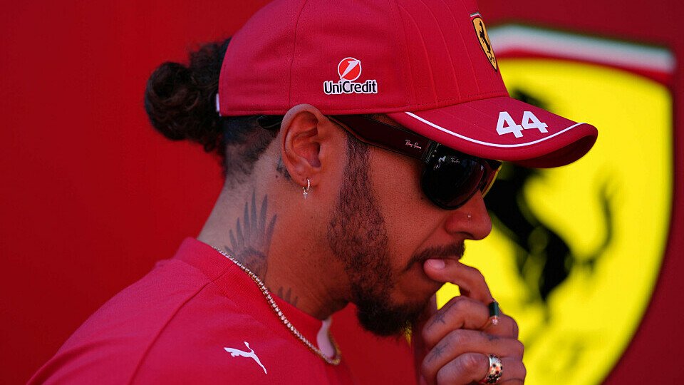 Ferrari-Fahrer Lewis Hamilton in der Box