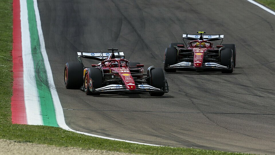 Charles Leclerc vor Ferrari-Teramkollege Lewis Hamilton Charles Leclerc vor Ferrari-Teramkollege Lewis Hamilton