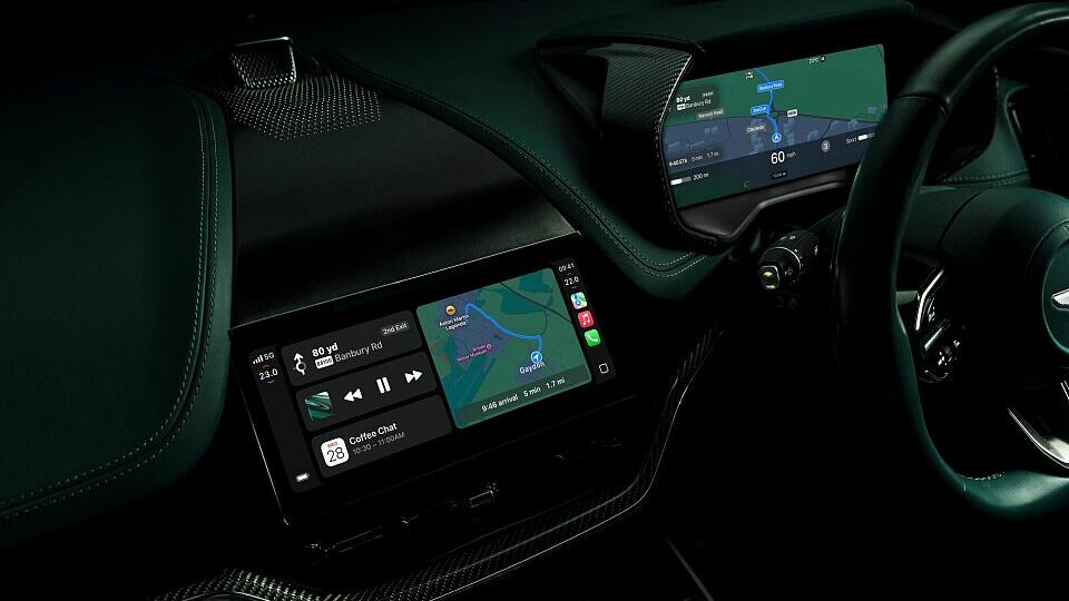 Apple CarPlay Ultra, Aston Martin 