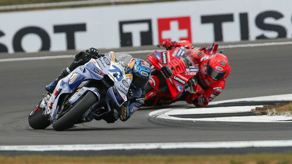 Alex Marquez schlug Bruder Marc im Silverstone-Sprint erstmals, Foto: Gold & Goose / Red Bull Content Pool