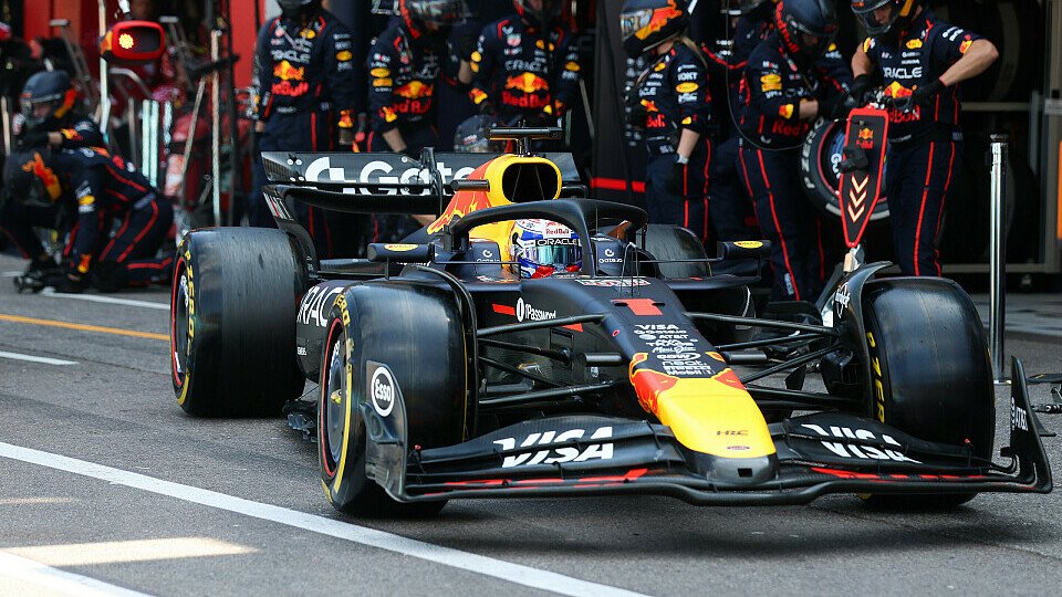 Boxenstopp von Red Bull-Fahrer Max Verstappen Boxenstopp von Red Bull-Fahrer Max Verstappen