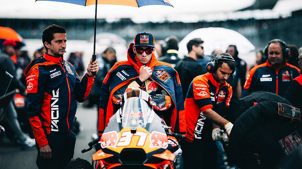 In der MotoGP wird's ungemütlich für Pedro Acosta und KTM, Foto: KTM Media