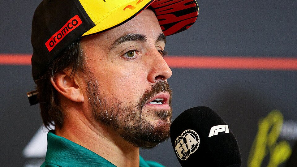 Pressekonferenz mit Fernando Alonso (Aston Martin)