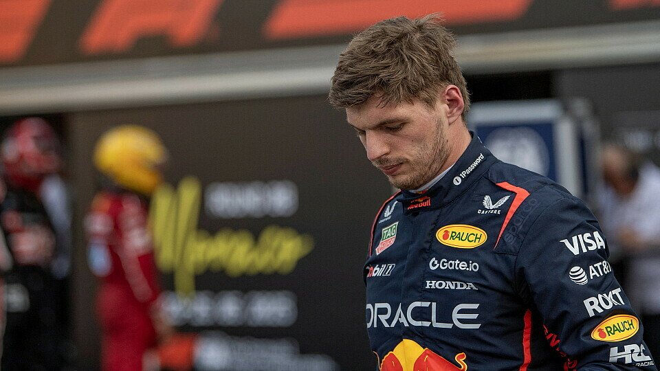 Max Verstappen geht nach dem Monaco-Qualifying durch die Boxengasse Max Verstappen geht nach dem Monaco-Qualifying durch die Boxengasse