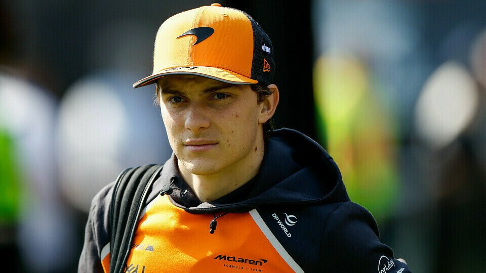 McLaren-Fahrer Oscar Piastri im Paddock McLaren-Fahrer Oscar Piastri im Paddock