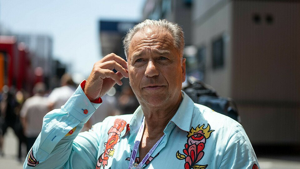 RTL-Reporter Kai Ebel in der Boxengasse