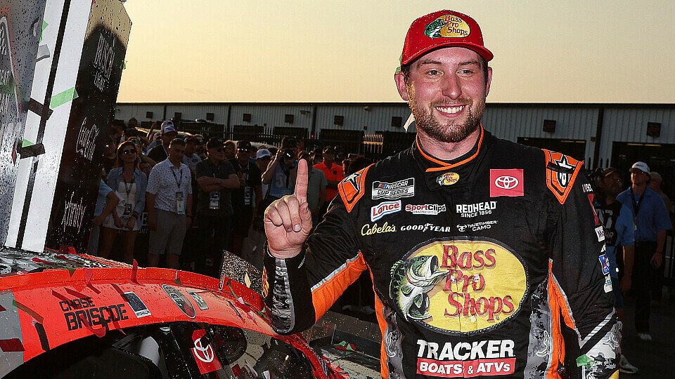 Chase Briscoe (#19 Joe Gibbs Racing) feiert seinen ersten Saisonsieg in der Victory Lane 