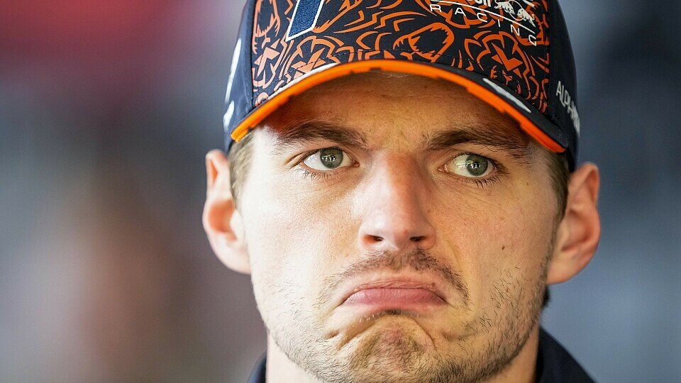 Red Bull-Fahrer Max Verstappen nach dem Startunfall im Interview Red Bull-Fahrer Max Verstappen nach dem Startunfall im Interview