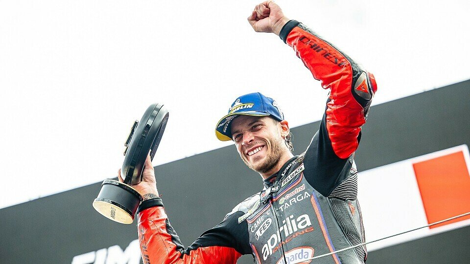 Marco Bezzecchi feierte in Assen den zweiten Platz, Foto: Aprilia Media