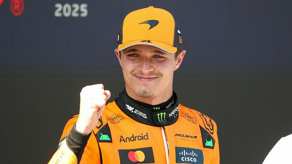 Sieger Lando Norris (McLaren) auf dem Podium
