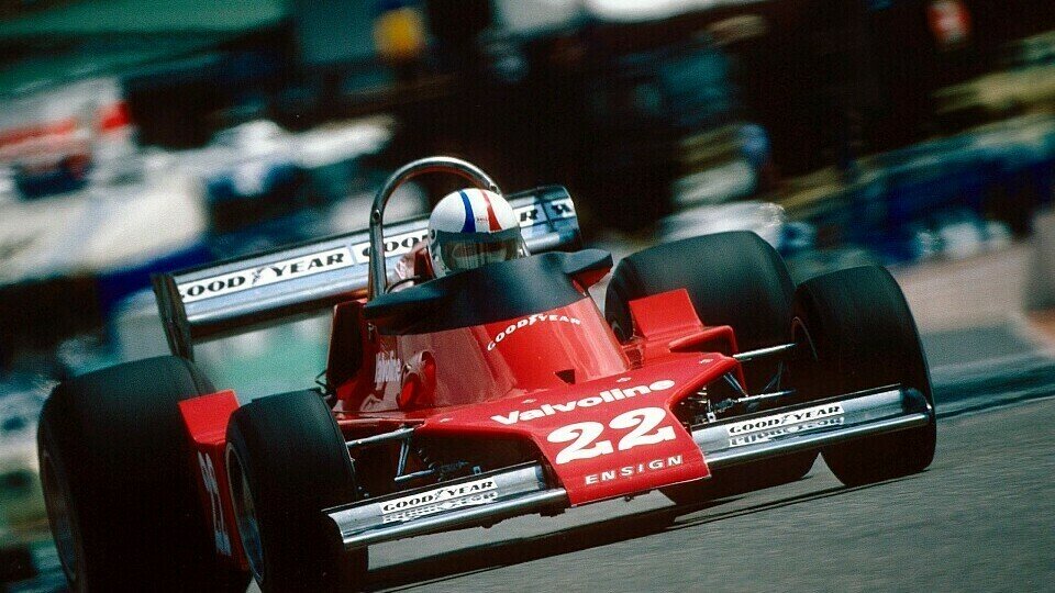 Chris Amon mit Neuseeland Ensign Ford beim Großen Preis von Spanien 1976 Chris Amon mit Neuseeland Ensign Ford beim Großen Preis von Spanien 1976