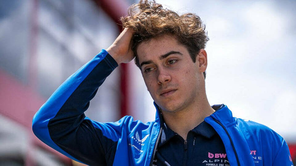 Alpine-Fahrer Franco Colapinto im Paddock