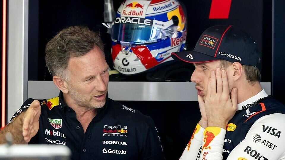 Christian Horner spricht in der Red-Bull-Garage mit Max Verstappen