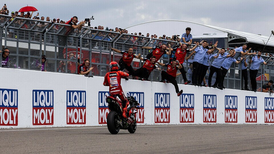 Sieger Marc Marquez (Ducati Lenovo Team) 