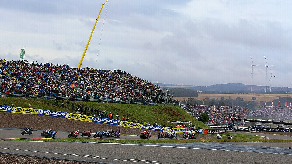 Volle Tribünen am Sachsenring
