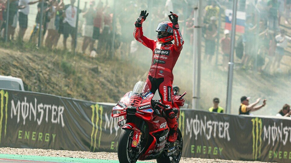 Marc Marquez feiert seinen Sieg in Brünn