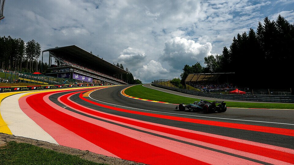 George Russell im Mercedes