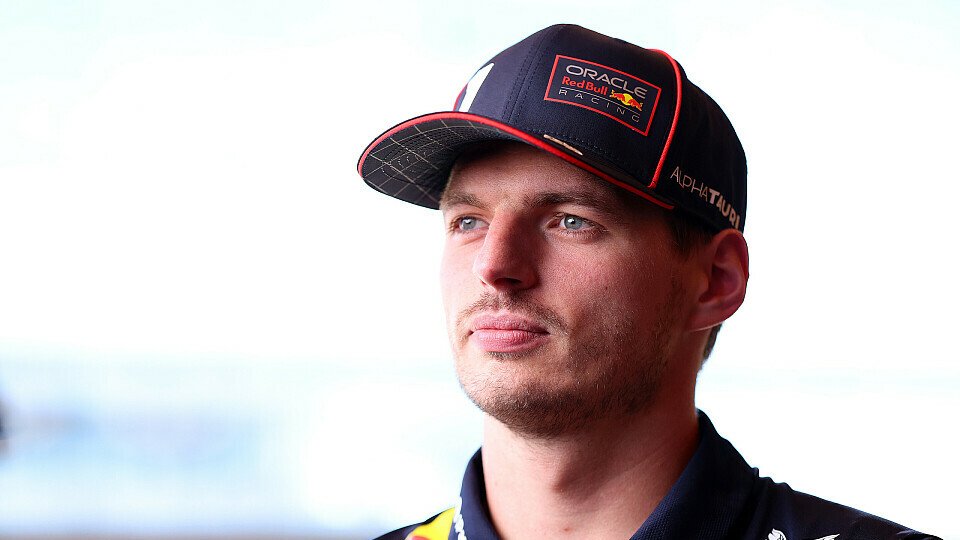 Red Bull-Fahrer Max Verstappen im Paddock