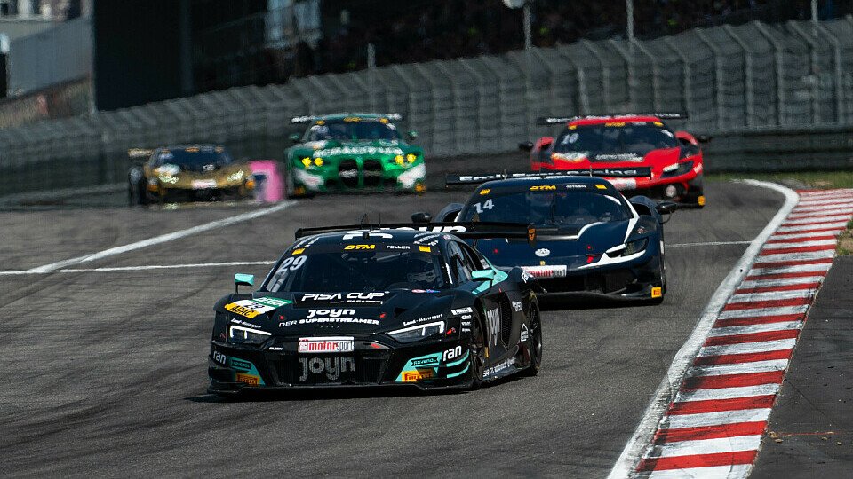 Ricardo Feller mit seinem Audi R8 von Land-Motorsport