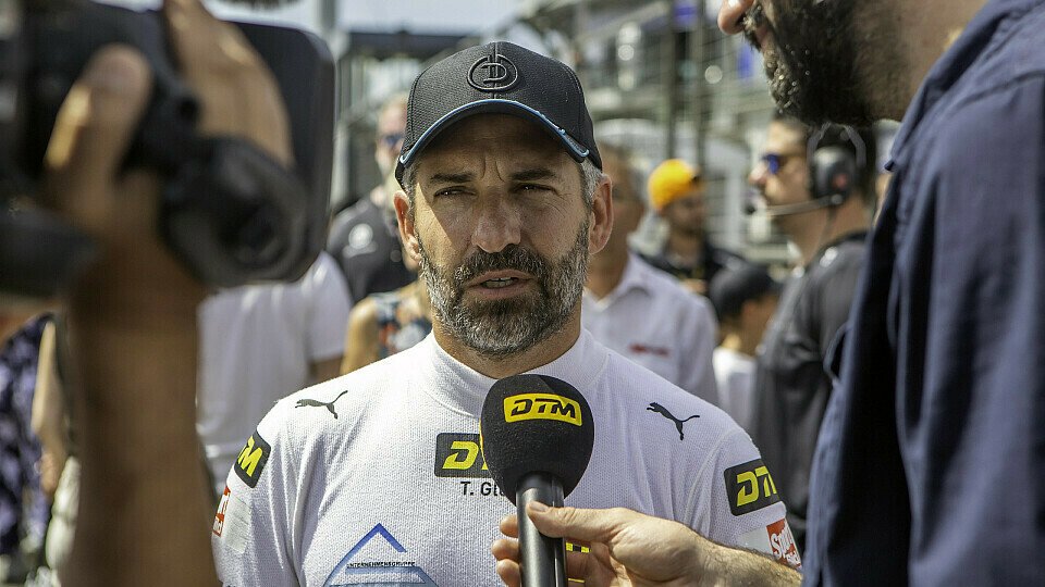 Timo Glock gibt ein Interview bei der DTM Timo Glock gibt ein Interview bei der DTM