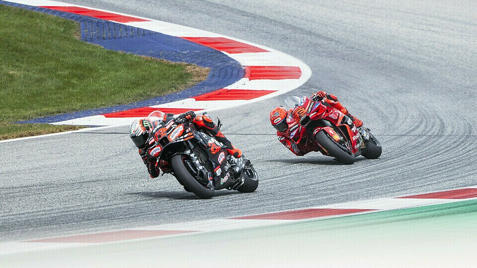 Marco Bezzecchi musste sich Marc Marquez in Spielberg erst in der Schlussphase geschlagen geben, Foto: IMAGO / MAXPPP