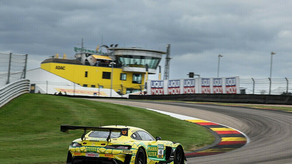 Jules Gounon im Mercedes auf dem Sachsenring Jules Gounon im Mercedes auf dem Sachsenring
