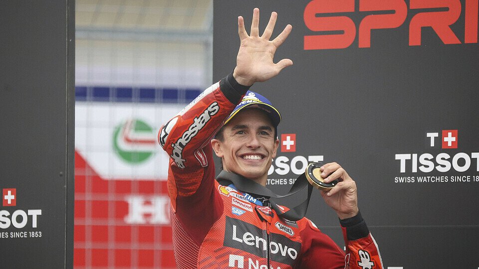 Marc Marquez feiert seinen Sieg im Sprint in Ungarn
