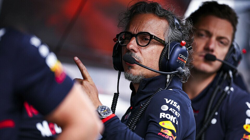 Laurent Mekies am Kommandostand von Red Bull Racing