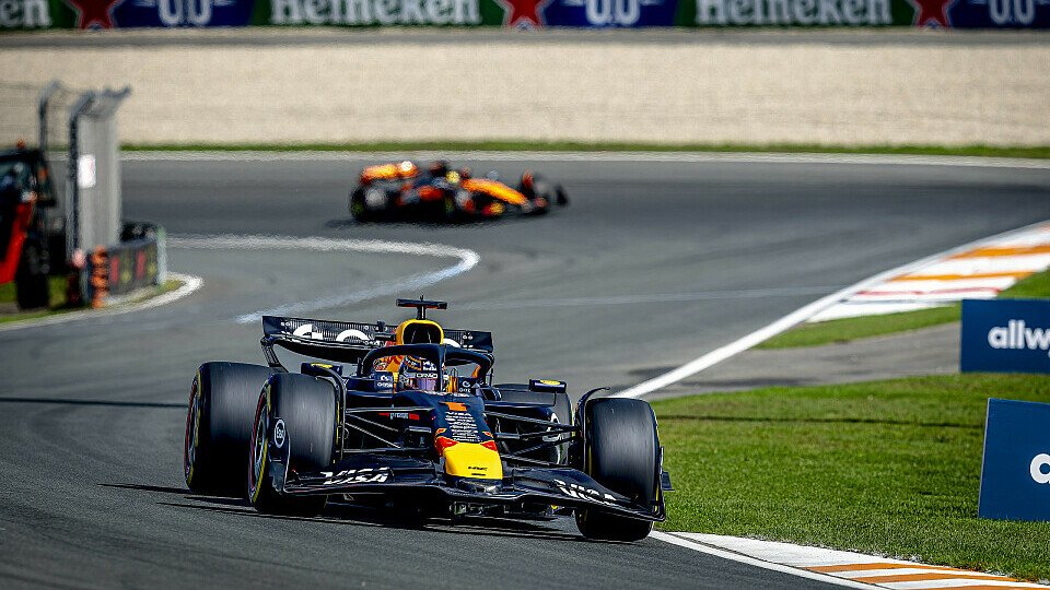 Max Verstappen am Samstag im 3. Training bei der Formel 1 in Zandvoort auf der Strecke