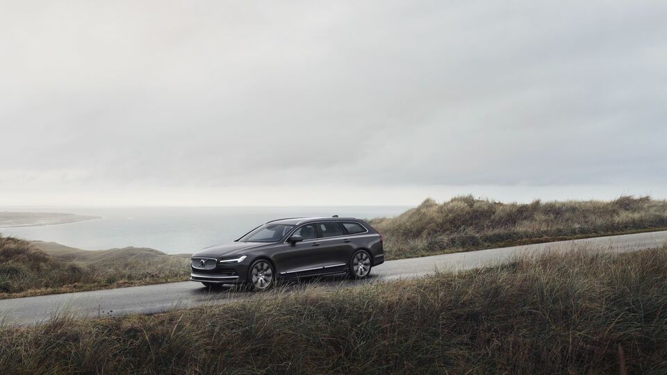 Volvo, V90