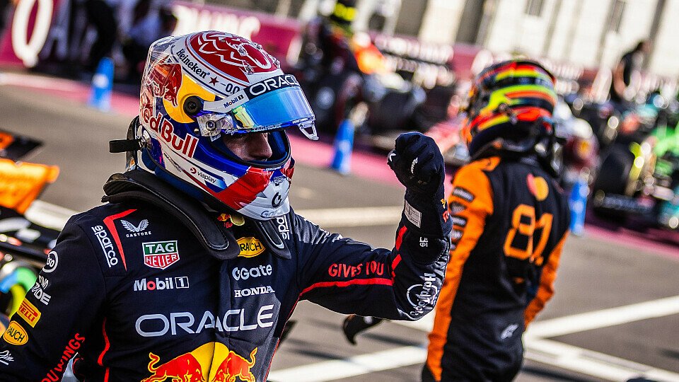 Max Verstappen jubelt nach dem Qualifying von Monza vor Oscar Piastri
