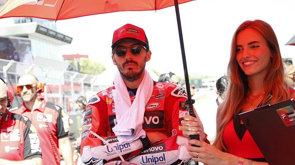 Francesco Bagnaia in der Startaufstellung in Barcelona