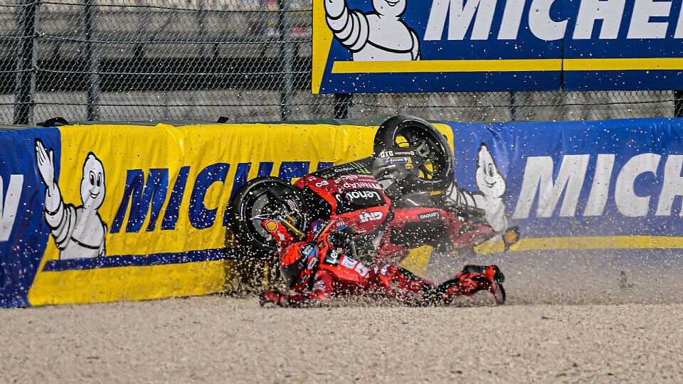 Marc Marquez patzte in Führung liegend, Foto: IMAGO / IPA Sport