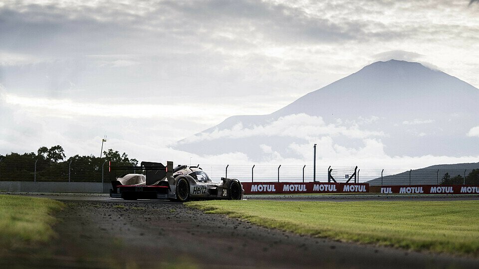 Der Porsche 963 #38 auf dem Fuji International Speedway Der Porsche 963 #38 auf dem Fuji International Speedway