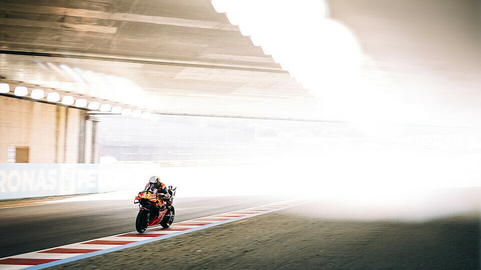 Pedro Acosta schaffte im Motegi-Sprint ein Podium, Foto: KTM Media Pedro Acosta schaffte im Motegi-Sprint ein Podium, Foto: KTM Media