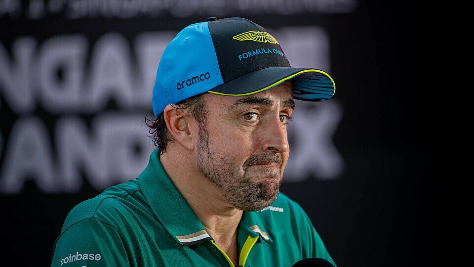 Fernando Alonso gibt Interviews