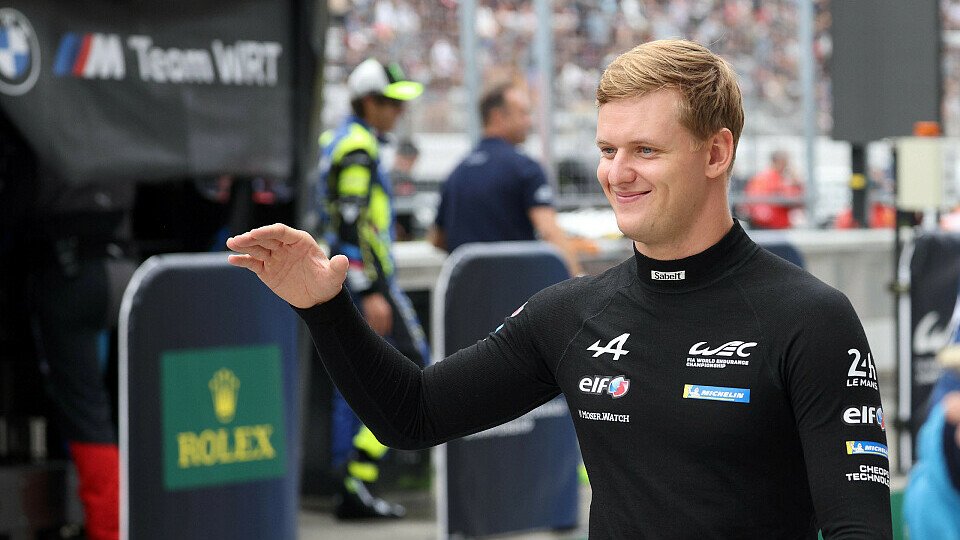 Mick Schumacher in der Boxengasse Mick Schumacher in der Boxengasse