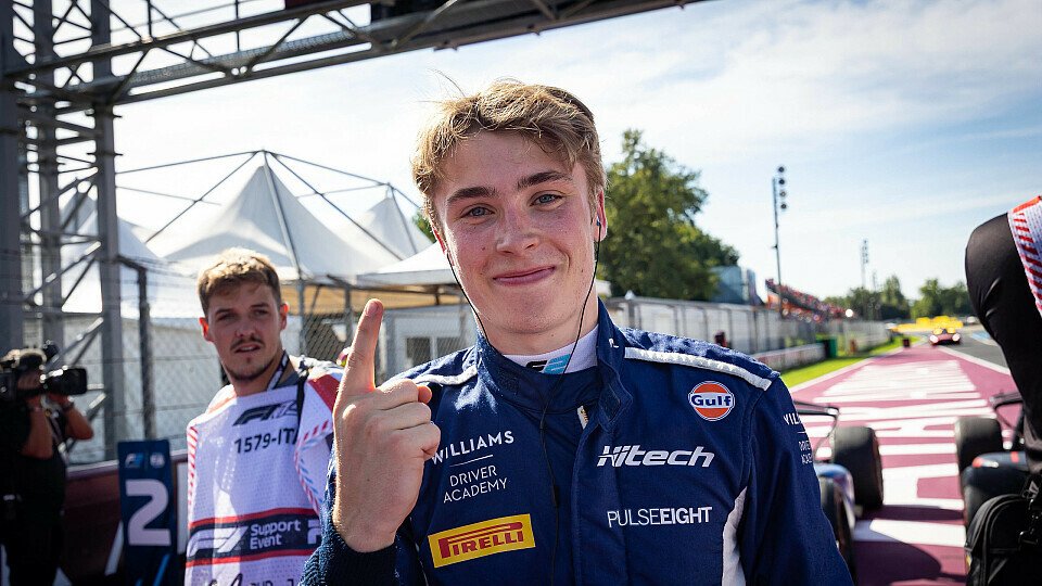 Luke Browning jubelt über seinen ersten F2-Sieg in Monza