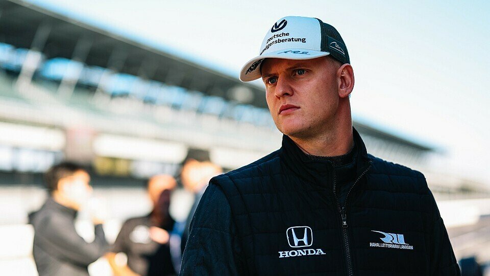 Mick Schumachers erster IndyCar-Test in Indianapolis mit dem Team RLL Mick Schumachers erster IndyCar-Test in Indianapolis mit dem Team RLL