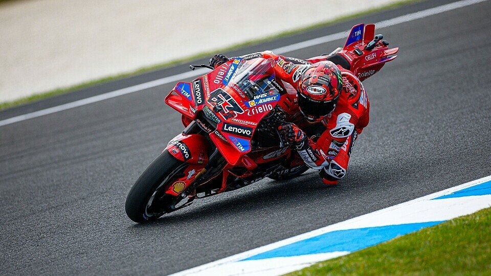 Francesco Bagnaia fühlte sich am Freitag nur auf einer von zwei Ducatis wohl, Foto: Ducati Media Francesco Bagnaia fühlte sich am Freitag nur auf einer von zwei Ducatis wohl, Foto: Ducati Media