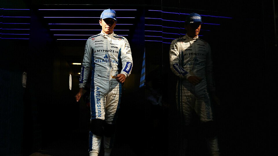 Alex Albon in der Williams-Garage