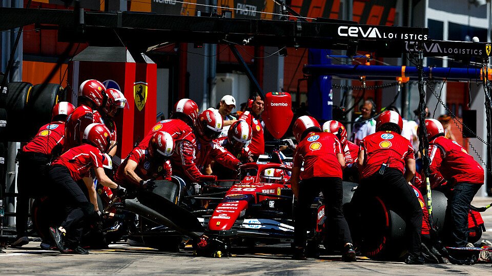 Boxenstopp bei Charles Leclerc in Imola