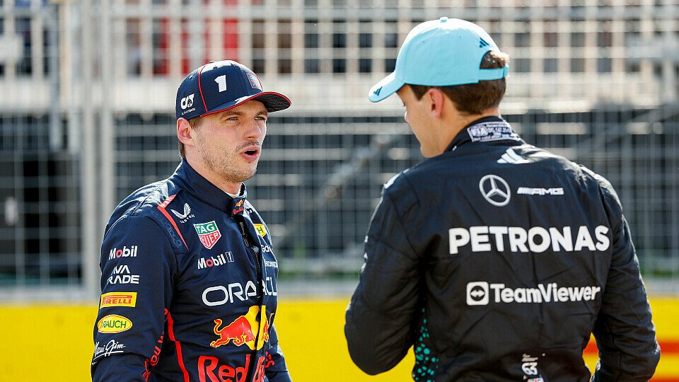 Max Verstappen (Red Bull) im Gespräch mit George Russell (Mercedes) beim Formel-1-GP in Montreal (Kanada 2025)