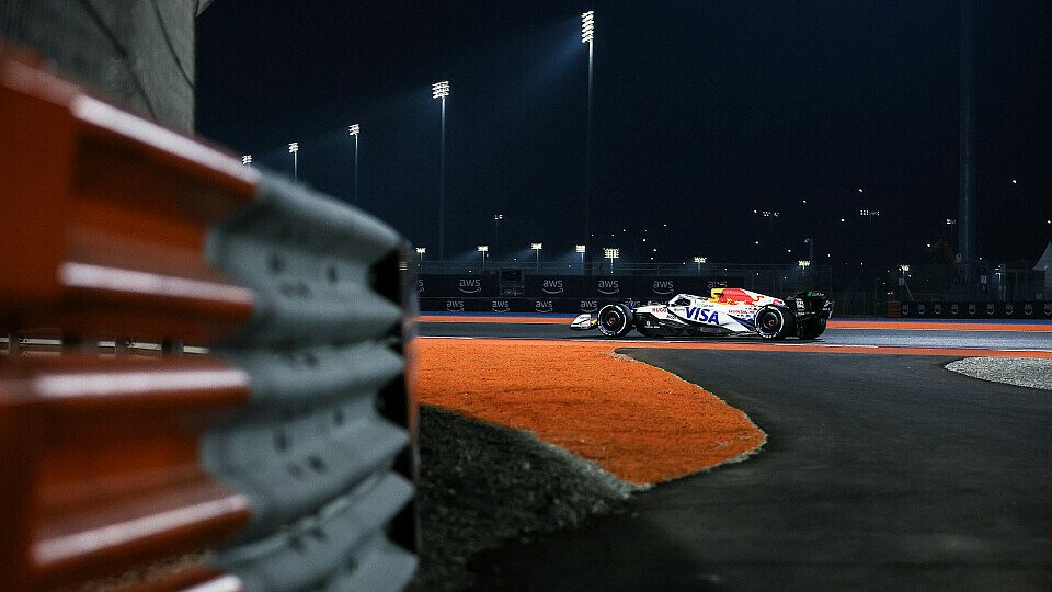 Isack Hadjar (Racing Bulls) beim Formel-1-Rennen auf dem Lusail International Circuit (Katar-GP) 2025