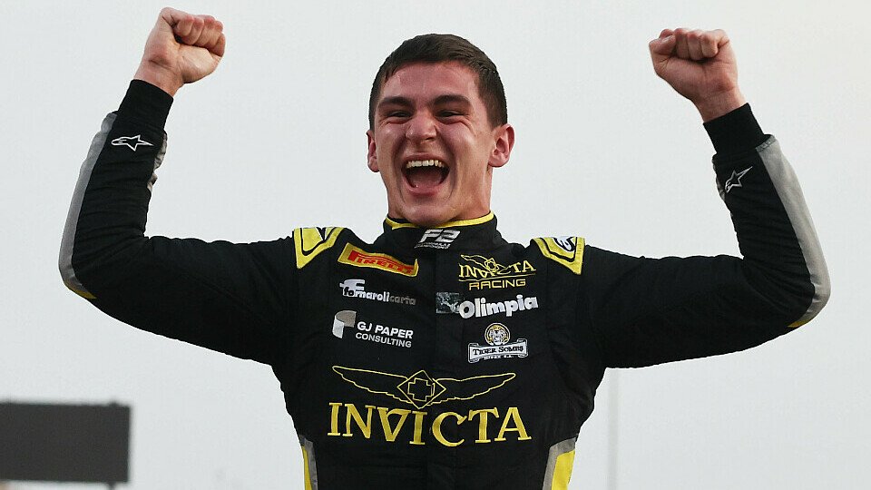Leonardo Fornaroli feiert seinen F2-Titel