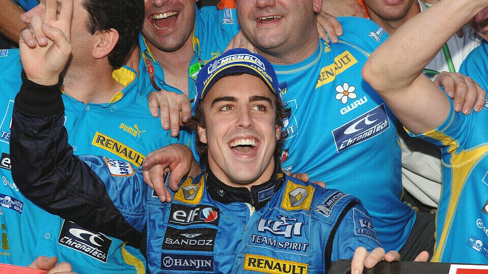 Fernando Alonso (Renault) feiert den Formel-1-Titel 2006 in Brasilien, Sao Paulo