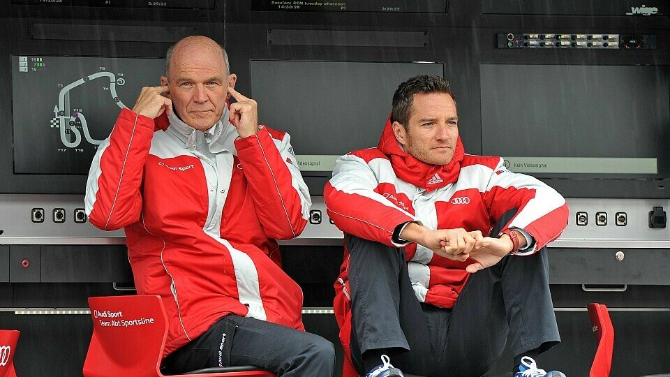 Timo Scheider und Audi-Motorsportchef Dr. Wolfgang Ullrich