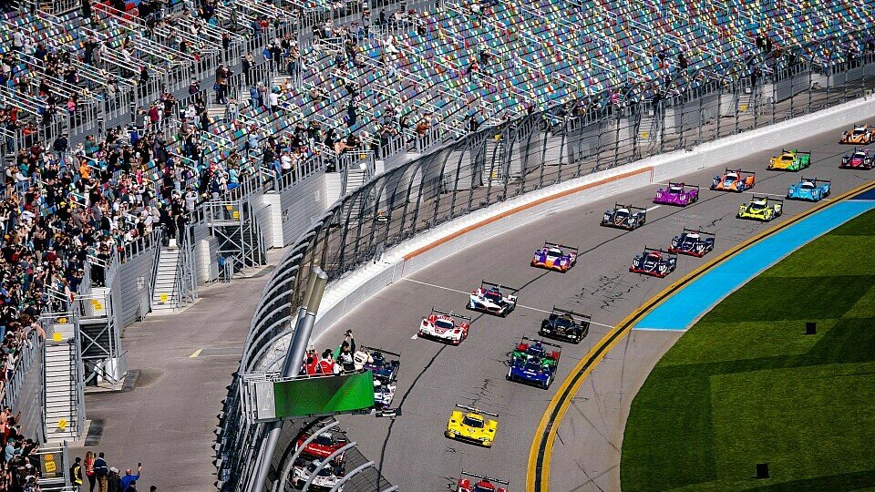Start zu den 24 Stunden von Daytona
